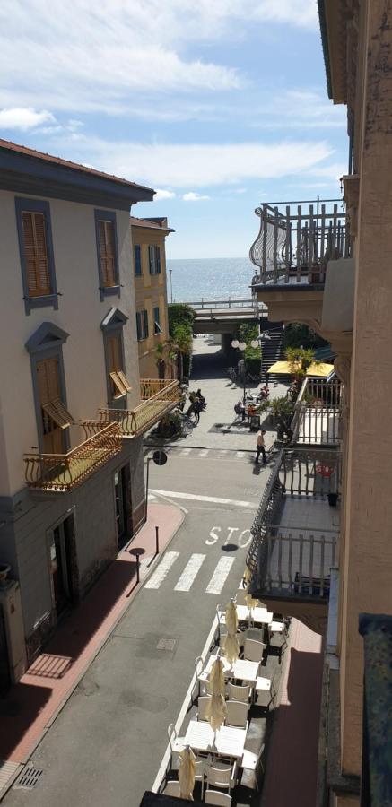 Beach Paradise Apartment Levanto Exterior photo